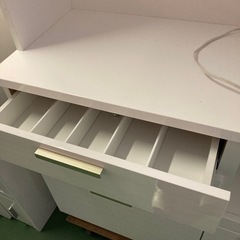 食器棚　レンジ台　レンジボード　棚　キッチンボード　収納棚　白　美品の画像