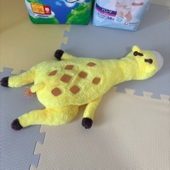 ぬいぐるみ くったり　ろんぐきりんの画像