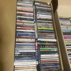 CD アルバム100枚以上+シングル等(合計180枚位　の画像