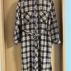 シャツ　シャツワンピース