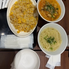 飲食店のグルメモニターの画像