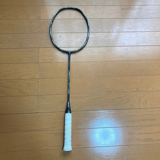 ゴーセン　グラビタス8.0-SX バドミントンラケット