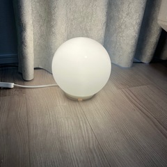 美品　IKEA 丸ランプ 約17cm程