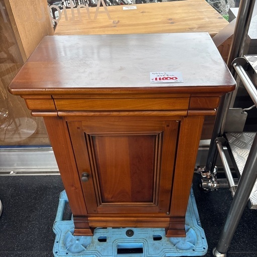 クラシック キャビネット 収納 レトロ インテリア おしゃれ