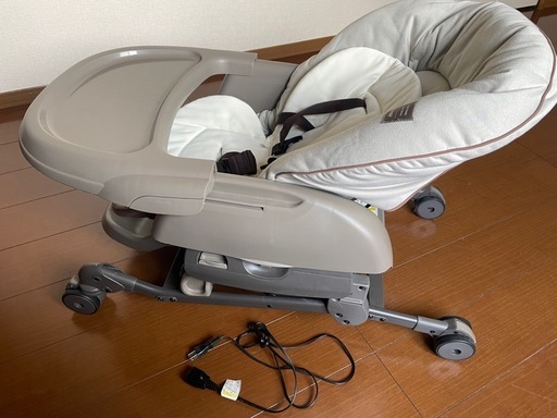 コンビ 電動ハイローチェア
