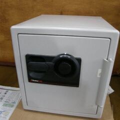 神奈川県の耐火金庫の中古が安い！激安で譲ります・無料で