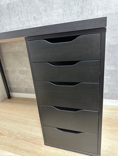 IKEA　リンモン　ALEX 勉強机