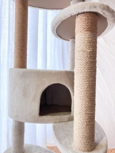 キャットタワー　　mau タワー　ミルキーエッグ