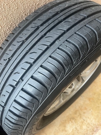 ハイラックスサーフ265\70r16 タイヤ