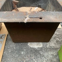 お茶道具　炉　五徳つきの画像