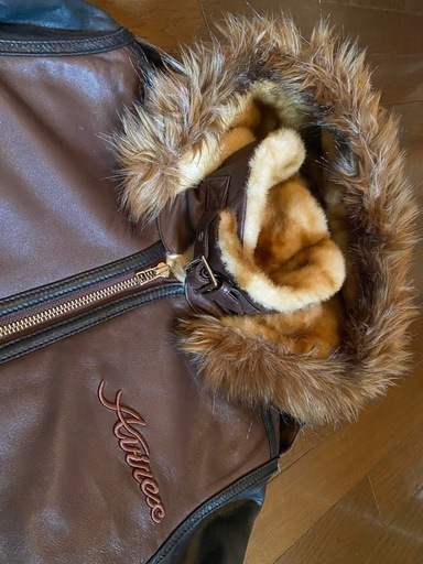 美品avirexムートンボアジャケットB-3ミリタリーアーミーフライト本羊革シープラムスキンタイト細身フードパーカー極暖バイク乗り