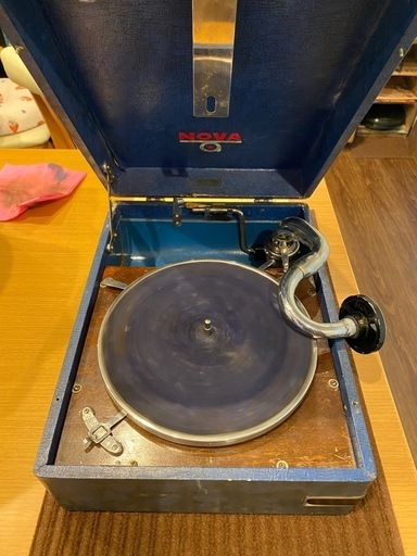 CROWN 蓄音機 型番不明 レコードプレーヤー 昭和レトロ24H 北TO3