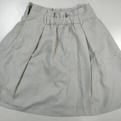 値下げ　膝丈スカート　fuerte フェルテ 　ベージュの画像