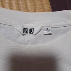 UNIQLOメンズTシャツ　白の画像