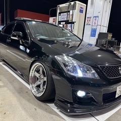 クラウン - 83.000KM (車検付き•今年度自動車税込み)