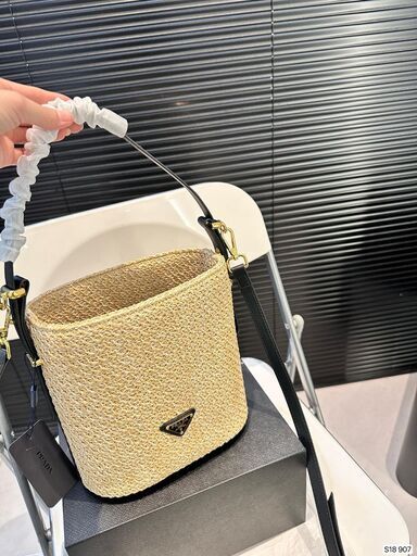 ショルダーバッグ トートバッグ【新品未使用】