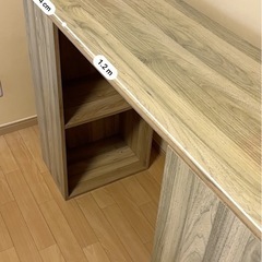 【取引中】デスクテーブル・椅子の画像