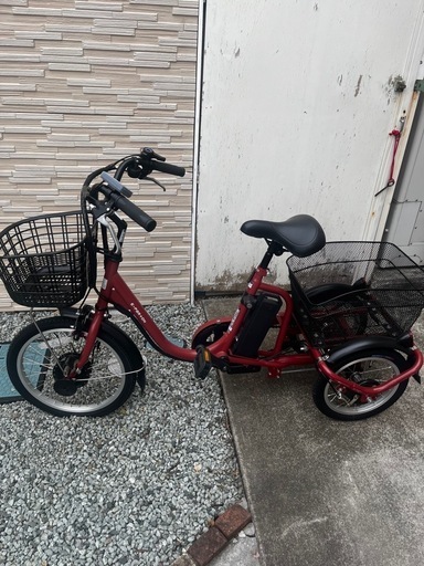 E-PARTON イーパートン ロータイプ電動アシスト三輪自転車 ひと回り小さいサイズで安心感アップ