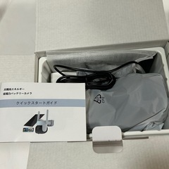 在庫処分SALE　ラスト一点　新品未使用　防犯カメラ 屋外【wi-fi対応】 ソーラー 監視カメラワイヤレス ブラック ダークブルーの画像