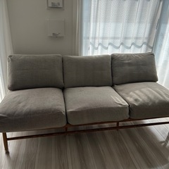 momo ソファ(家具)の中古が安い!激安で譲ります・無料で momo ソファ(家具)の中古が安い!激安で譲ります・無料で