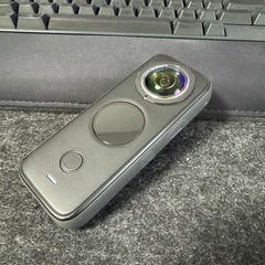 Insta360 ONE X2 360度カメラ（ケース付き）の画像