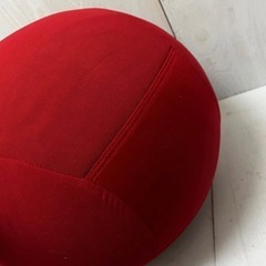 MTG クビレディ CUVILADY バランスチェアの画像