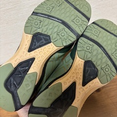 アシックス　スニーカー　レイザービーム　21.5cmの画像