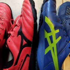 サッカーシューズ　トレーニングシューズ　23センチ　ミズノの画像