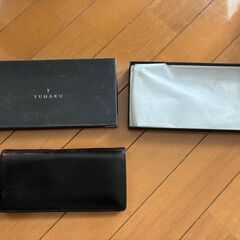★格安！激レア！美品！yuhakuユハク 小銭入れ付！長財布 カード入れが多いタイプです★の画像