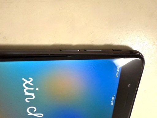 iPhone8 simフリー 64GB