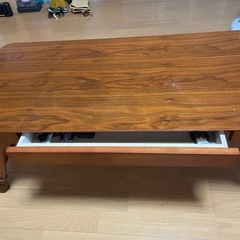 おしゃれテーブルの画像