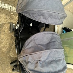 【お引き渡し決定
】2人乗りベビーカーの画像