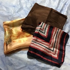 シルク スカーフ