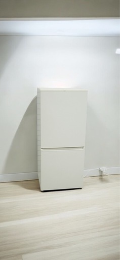 AQUA 冷蔵庫  168ℓ  上にオーブンテーブル付き 525㎜ 耐熱100℃  
AQR-17JW  2019年