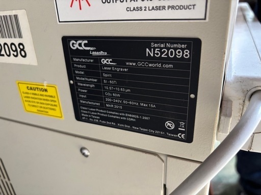 レーザー加工機