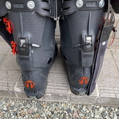 スキーブーツ