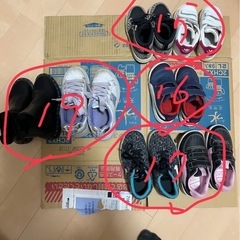 キッズ　スニーカーの画像