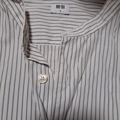 UNIQLOメンズシャツストライプの画像