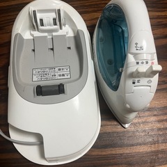 コードレスアイロン
