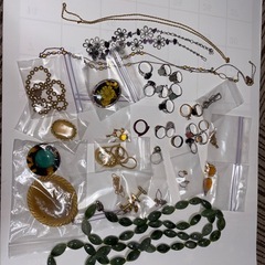 アクセサリーまとめて　ジャンク品の画像
