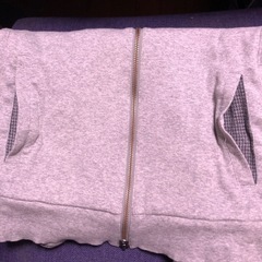 日本製　綿100%　グレーパーカーの画像