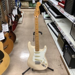 FENDER Mexico Stratocaster エレキギタ...