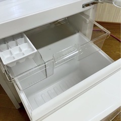(送料無料) 2021年 極美品 冷蔵庫 138L 自動霜取りLEDランプ Panasonic ⑨の画像
