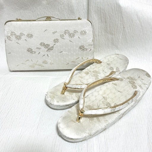 16524✨バーバリーロンドンイングランド ディスカウント 銀ボタン