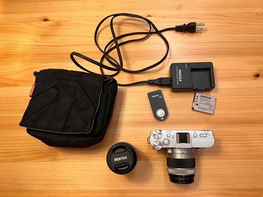 受け渡し決定】PENTAX Q-S1 ダブルズームキット お値下げ交渉可能です
