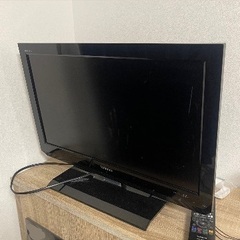 液晶テレビ　12型　2011年製　TOSHIBA REGZA