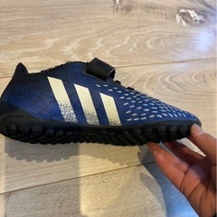 サッカー　トレシュー　アディダス　ジュニア　21センチの画像