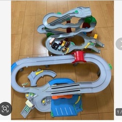 昔のトミカビル　高速道路　山道ドライブ
の画像
