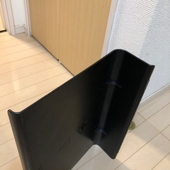 IKEA モニター台　パソコンデスクの画像