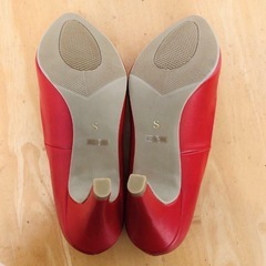未使用 レッド　赤 8cmハイヒール 22.5〜23cmの画像